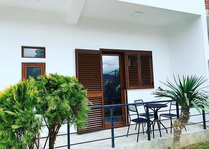 Pogradec Lake Apartments