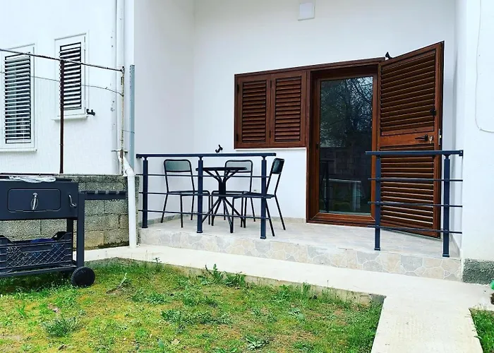 Pogradec Lake Apartments