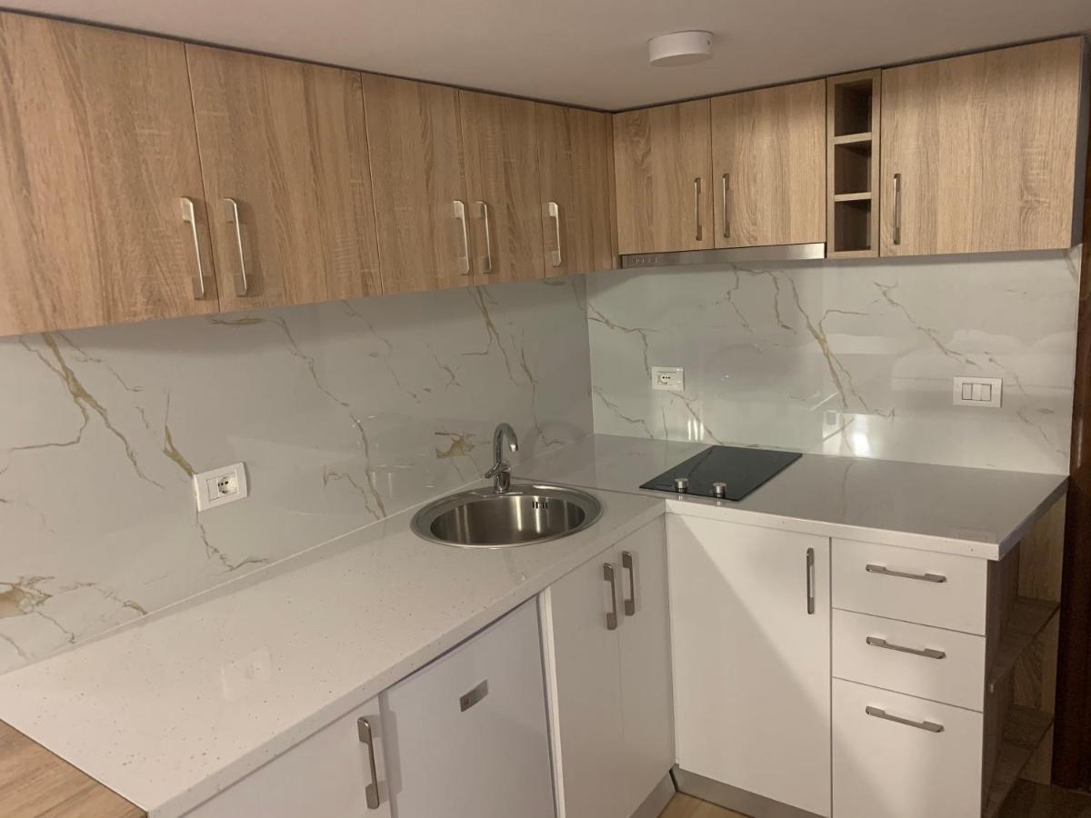Pogradec Lake Apartments