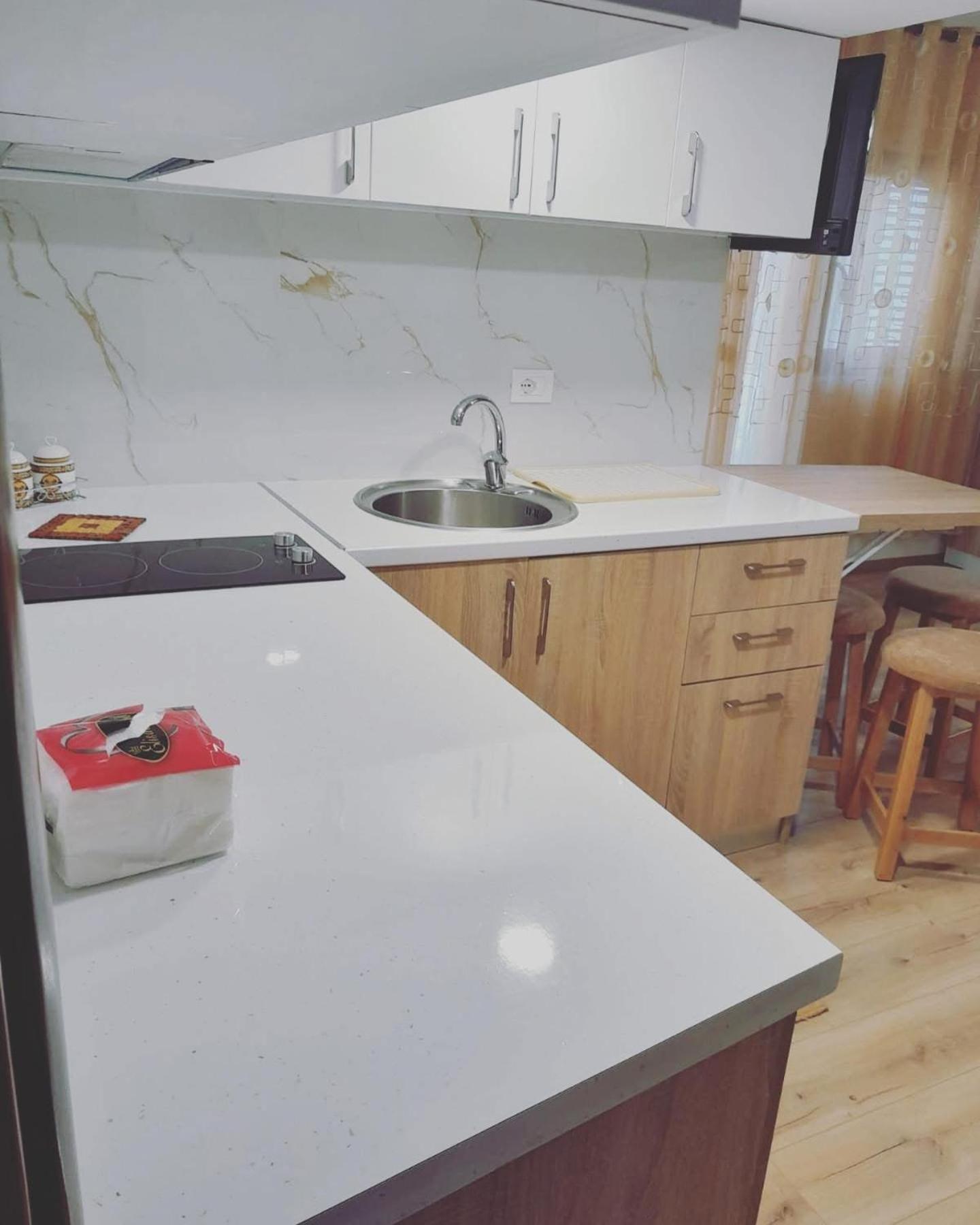 Pogradec Lake Apartments *